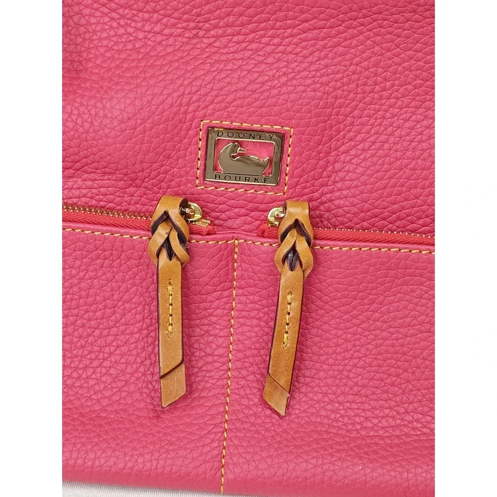 Dooney & Bourke Pebble Grain Pink Small Zipper Pocket Sac Leather Hobo Purse